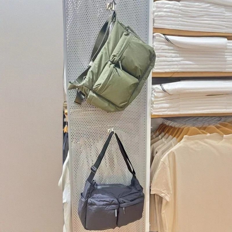 UNIQLO Fashion Casual Multi-pocket Messenger Bag Women Nylon Shoulder Bag Travel
