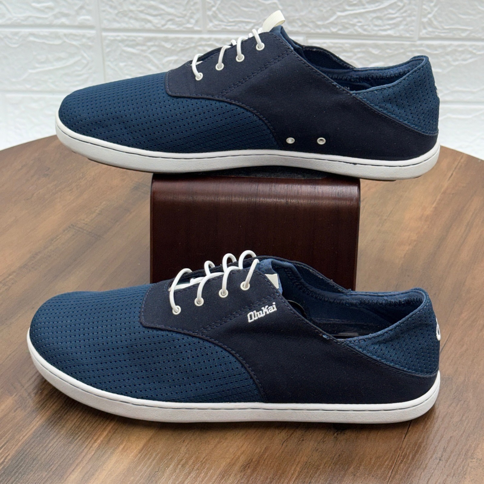 OluKai Nohea Moku Boat Shoes Mens 8.5 Blue Mesh Slip On Sneakers