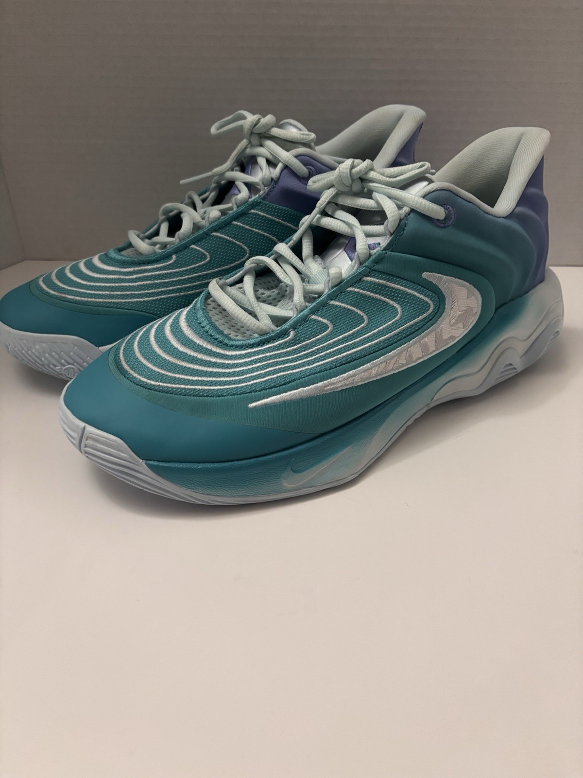 US Men’s 9.5/W 11 – Nike Giannis Immortality 4 “Christmas” FQ3680-300