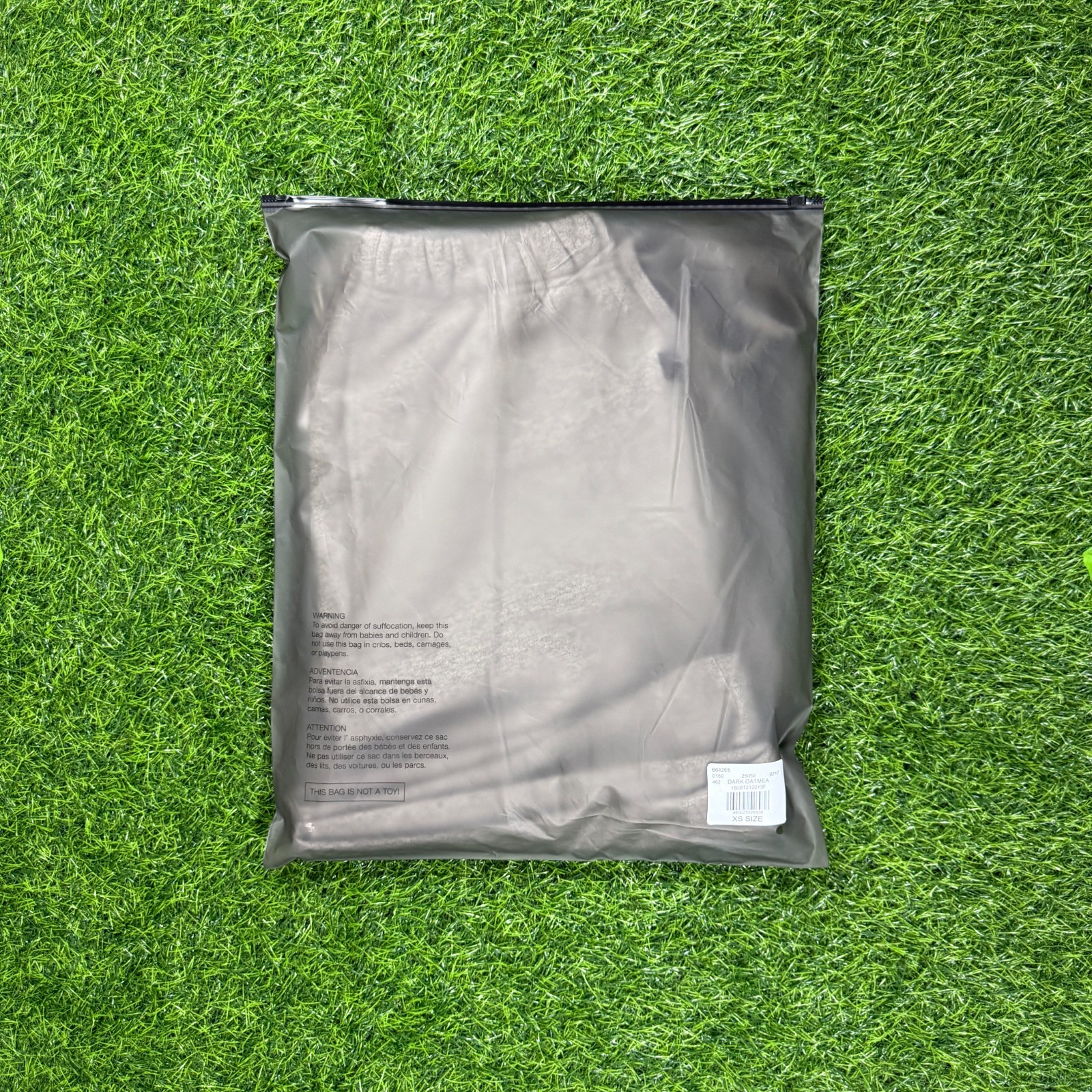 Fear of God Essentials Shorts SS22 Dark Oatmeal Gray – 100% Authentic (XS-XL)