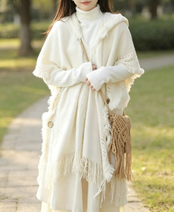 1-pack Women’s Hooded Cape Shawl Button Accents Cozy Multi-Wear