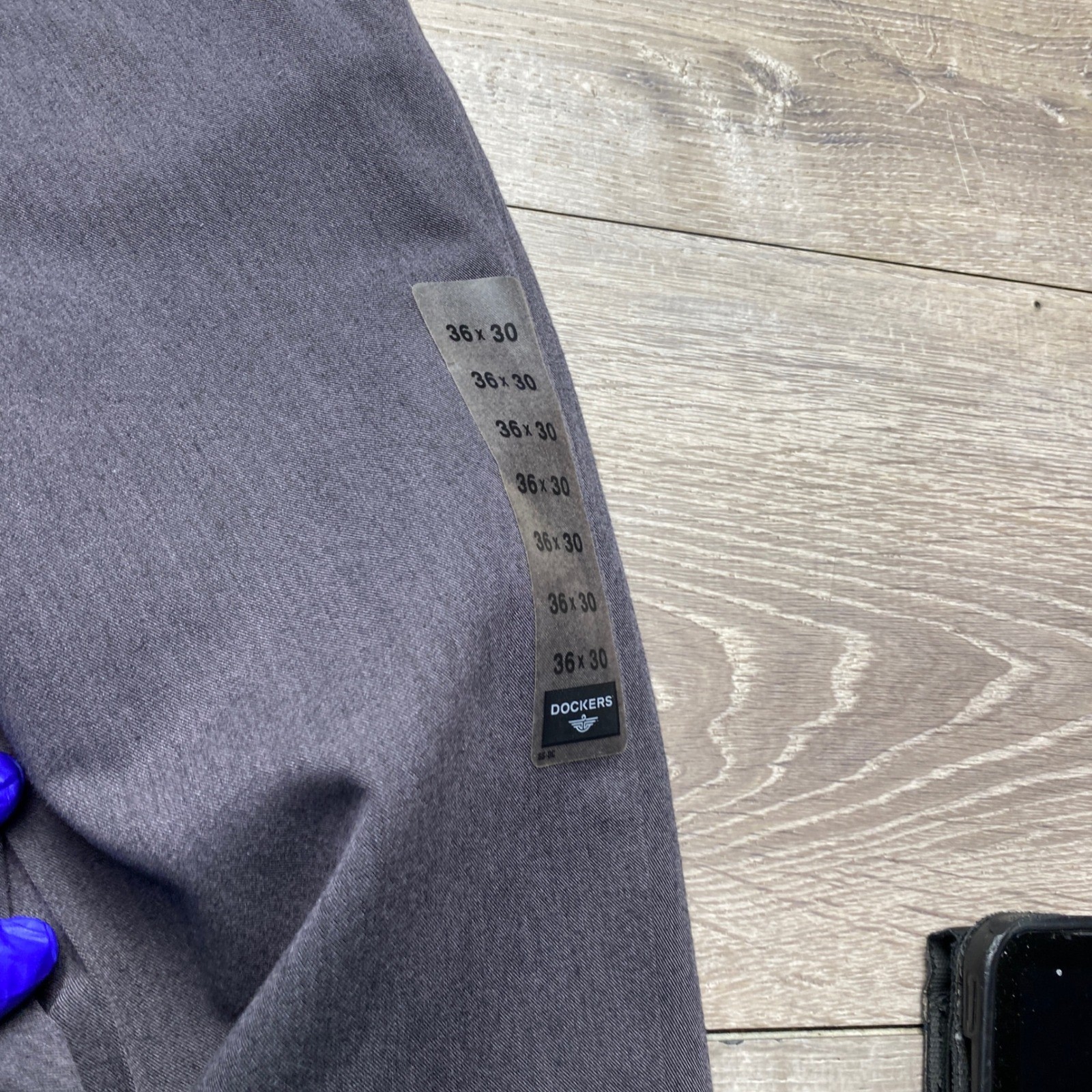 Dockers Mens 36×30 Relaxed Fit Pleated Cuffed Gabardine Pants Grey NEW