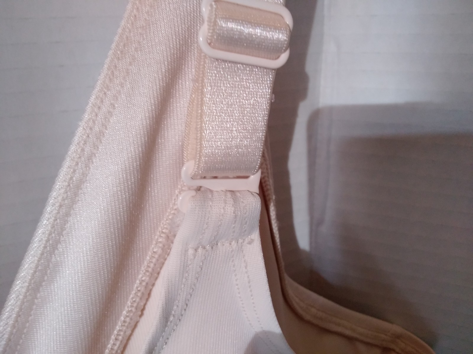 Ruby Ribbon Style #3061 Size 40 Ivory Convertible