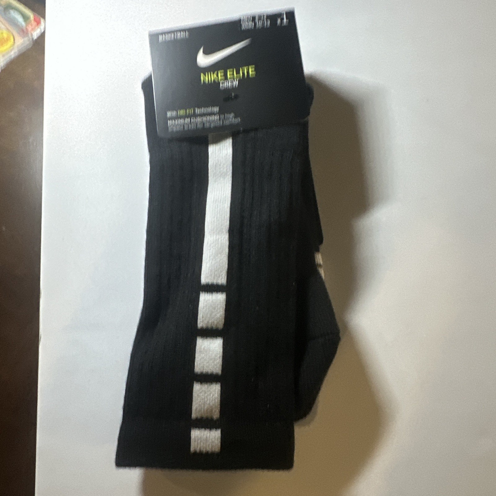 Nike Elite Men’s Crew Socks Black/White Striped Size L 1 Pair SX7622-013