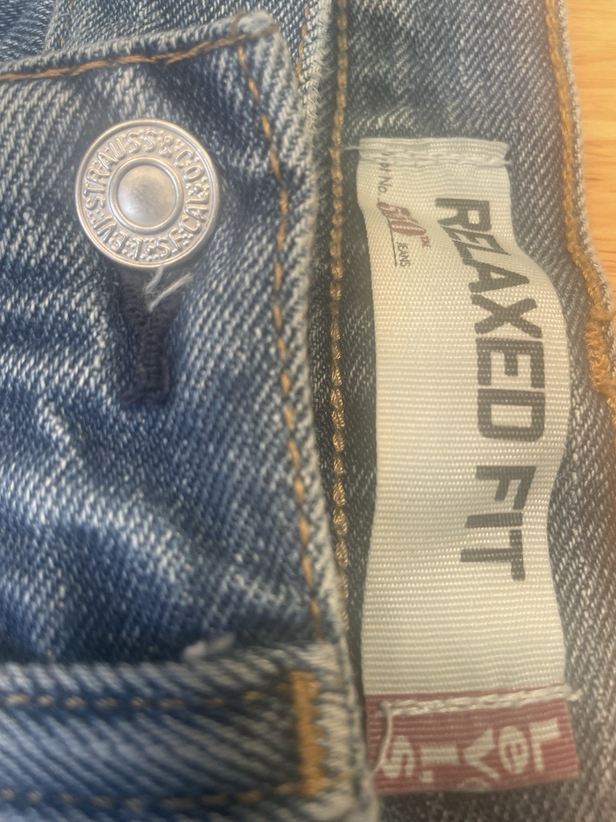 Levi’s 550 Relaxed Men’s Jeans (W33 L 30) Stone Wash. Don’t Forget Father’s Day