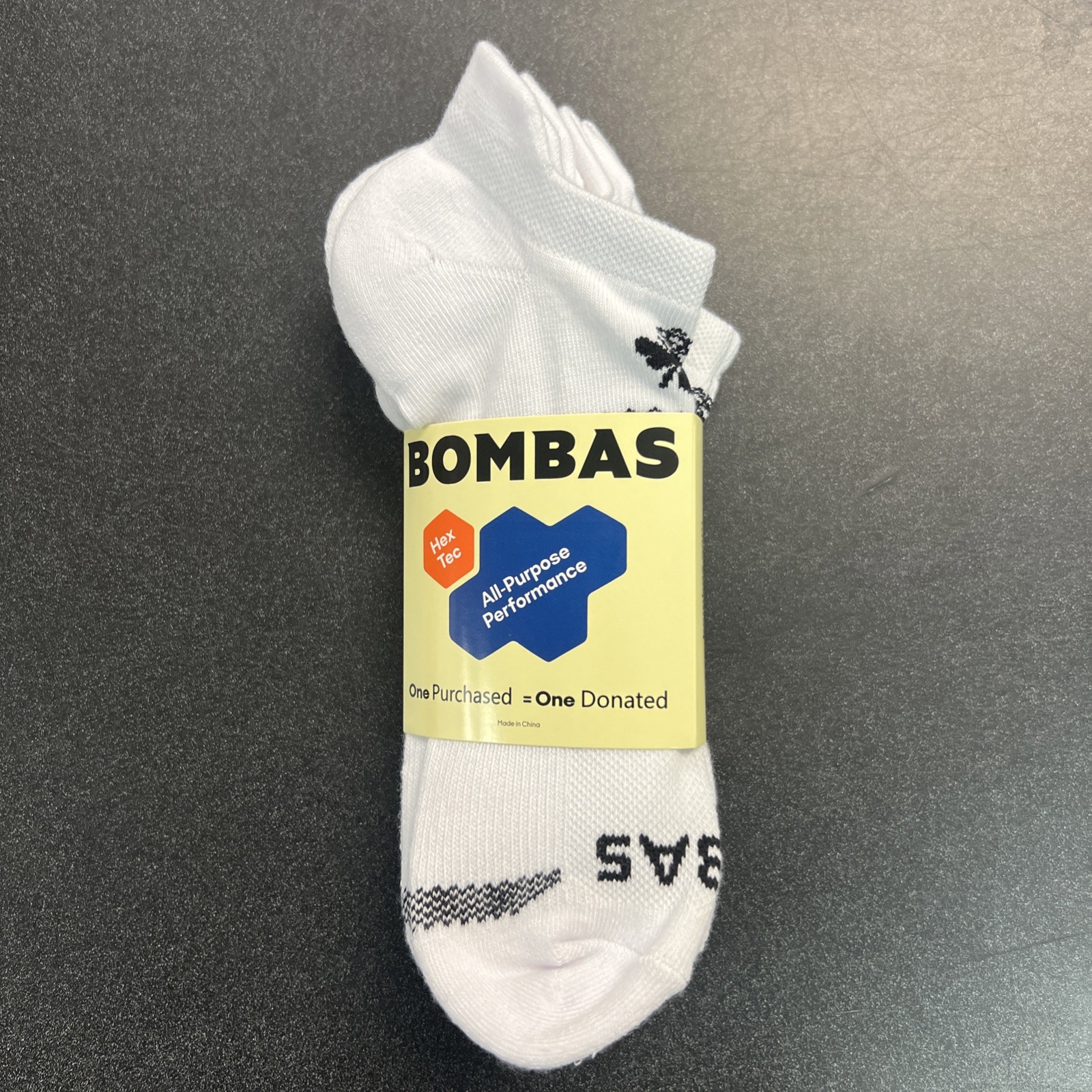 4 pairs BOMBAS Running Ankle socks Size Large 9-13 white