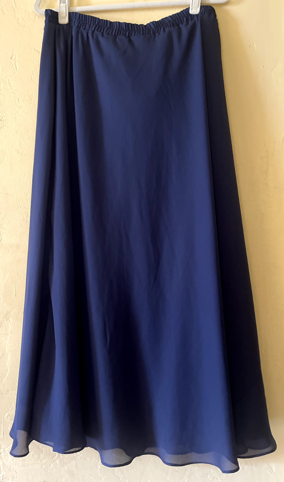 Woman’s Plus Size 24W Blue or 22W Black Elastic Waist Fully Lined Long Skirt