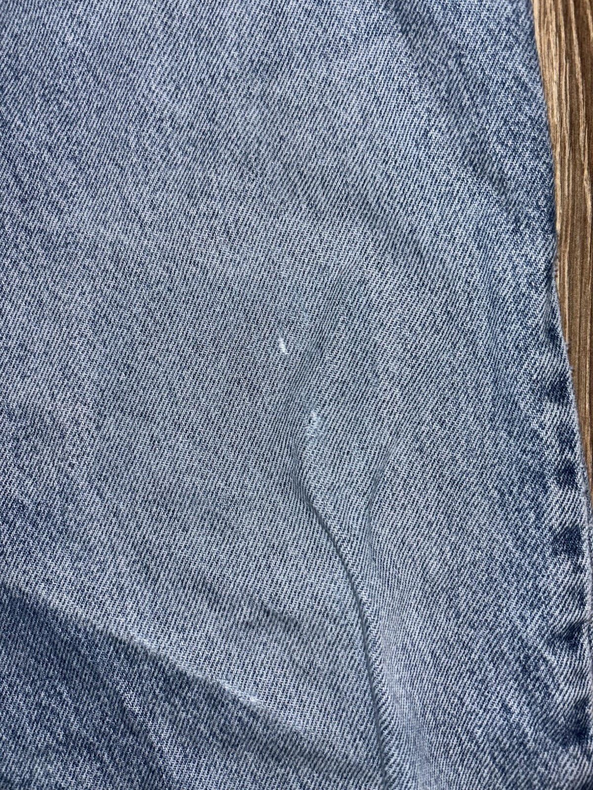 Levi’s 550 Men’s Relaxed Fit Jeans – Stonewash Blue (00550-4891)