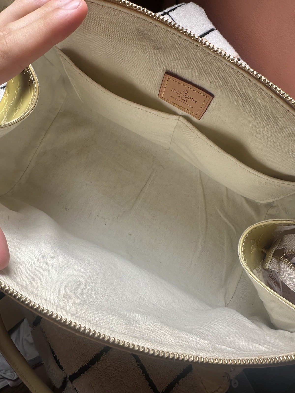 Authentic Louis Vuitton Vernis Sherwood PM Broncorail Shoulder Bag