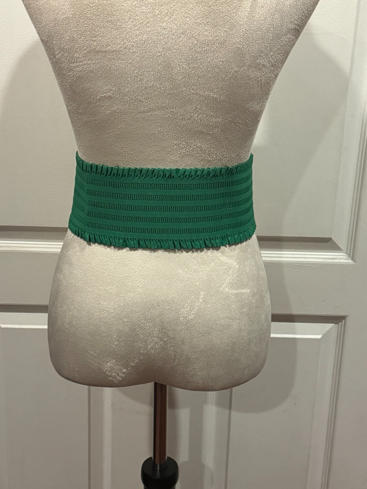 Women Wide Stretch Green Belt Sz 4x30inches (Large)