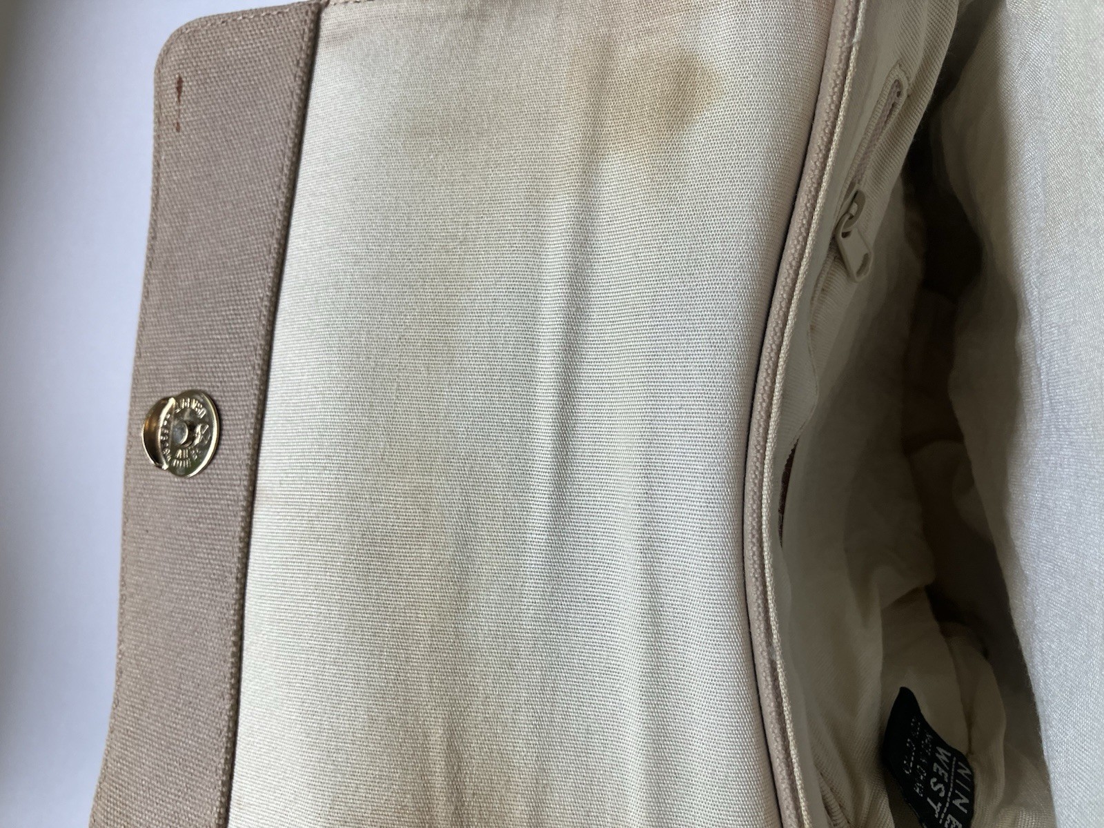 Vintage Nine West Beige Canvas shoulder bag W/woven brown leather corner details