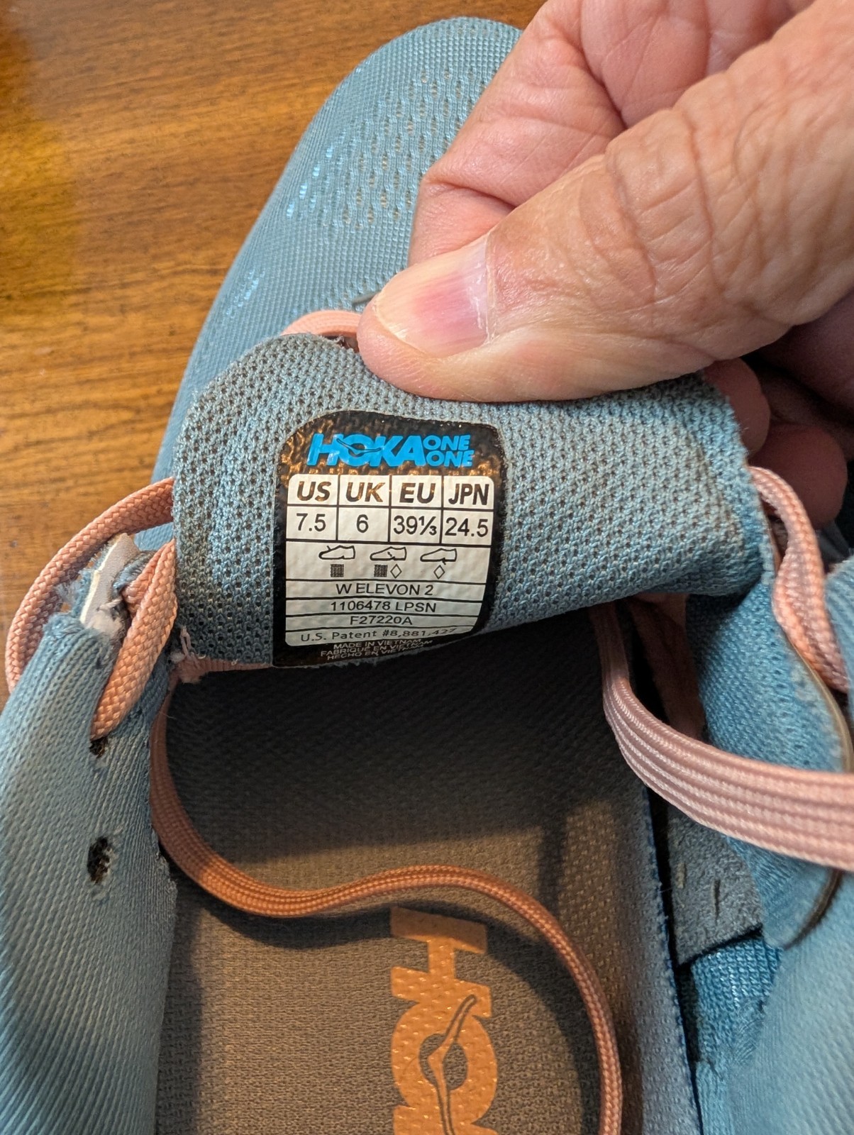 hoka one one tennis shoe