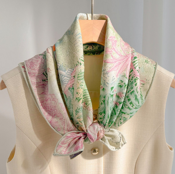 70shmere 30% Silk Bandana Scarf 65cmX65cm Flower Print Neckerchief Shawl wrap