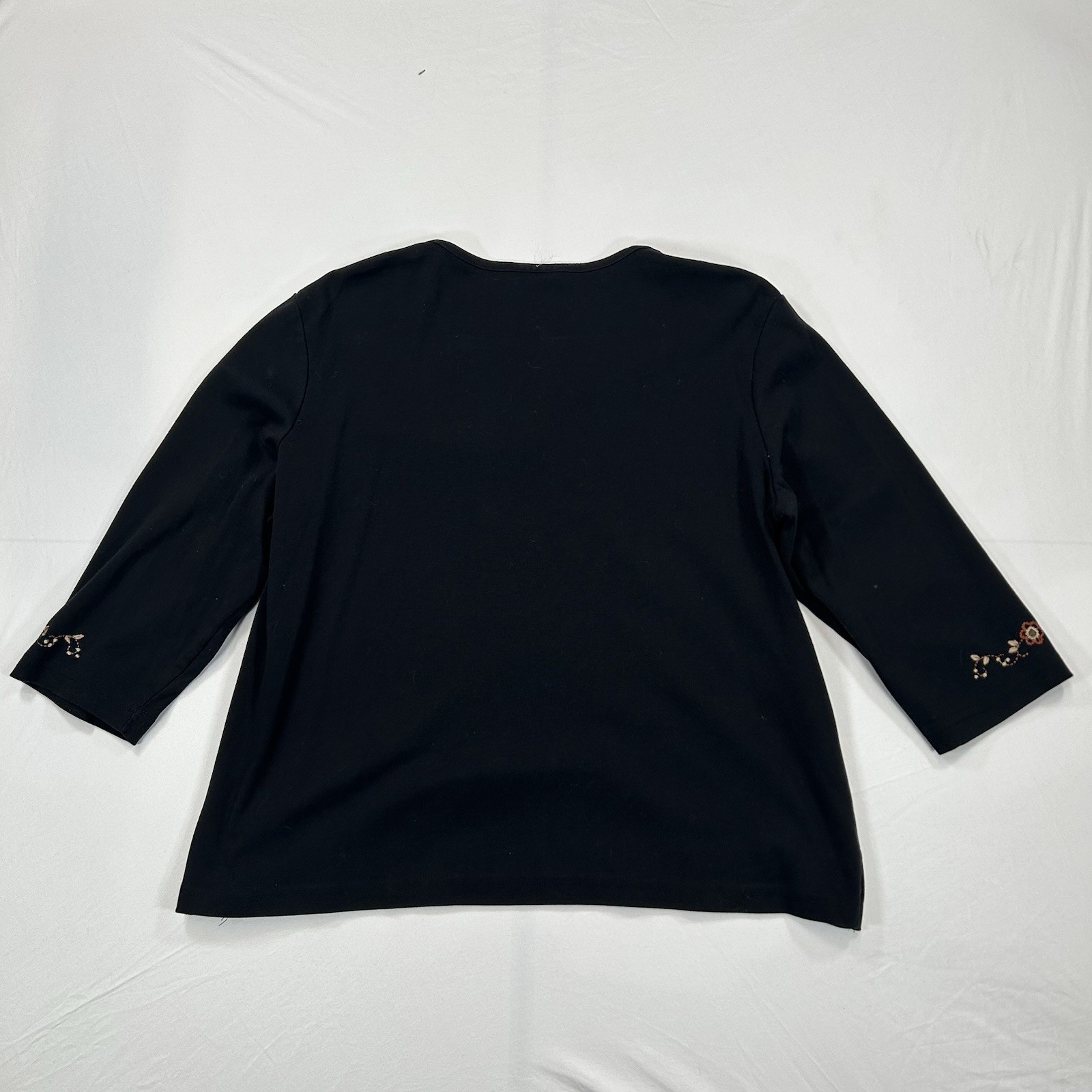 Women Floral Beaded Blouse No Tag/ XL – Black
