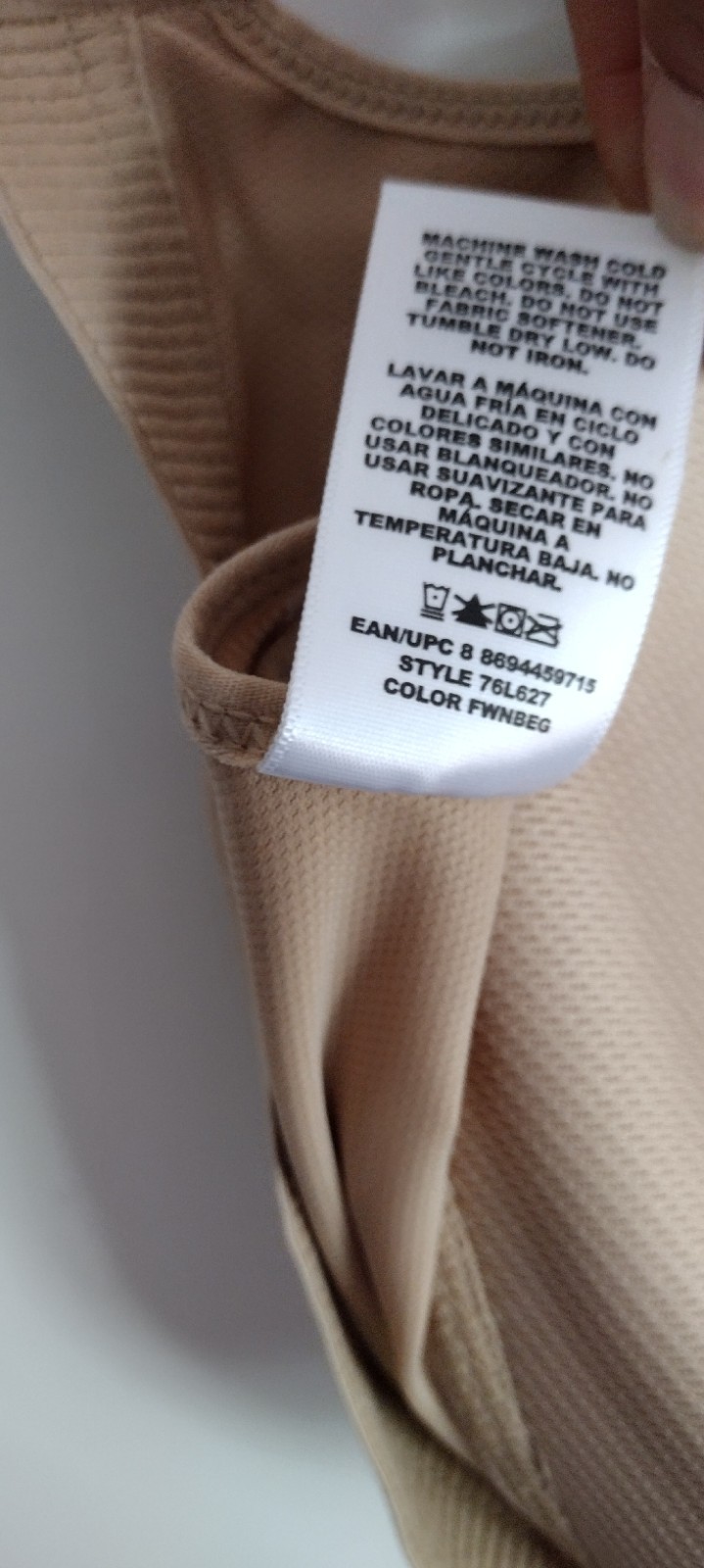 Avia 76L627Underwire Lined Sport Bra Size 38DDD NUDE CONVERTIBLE STRAPS