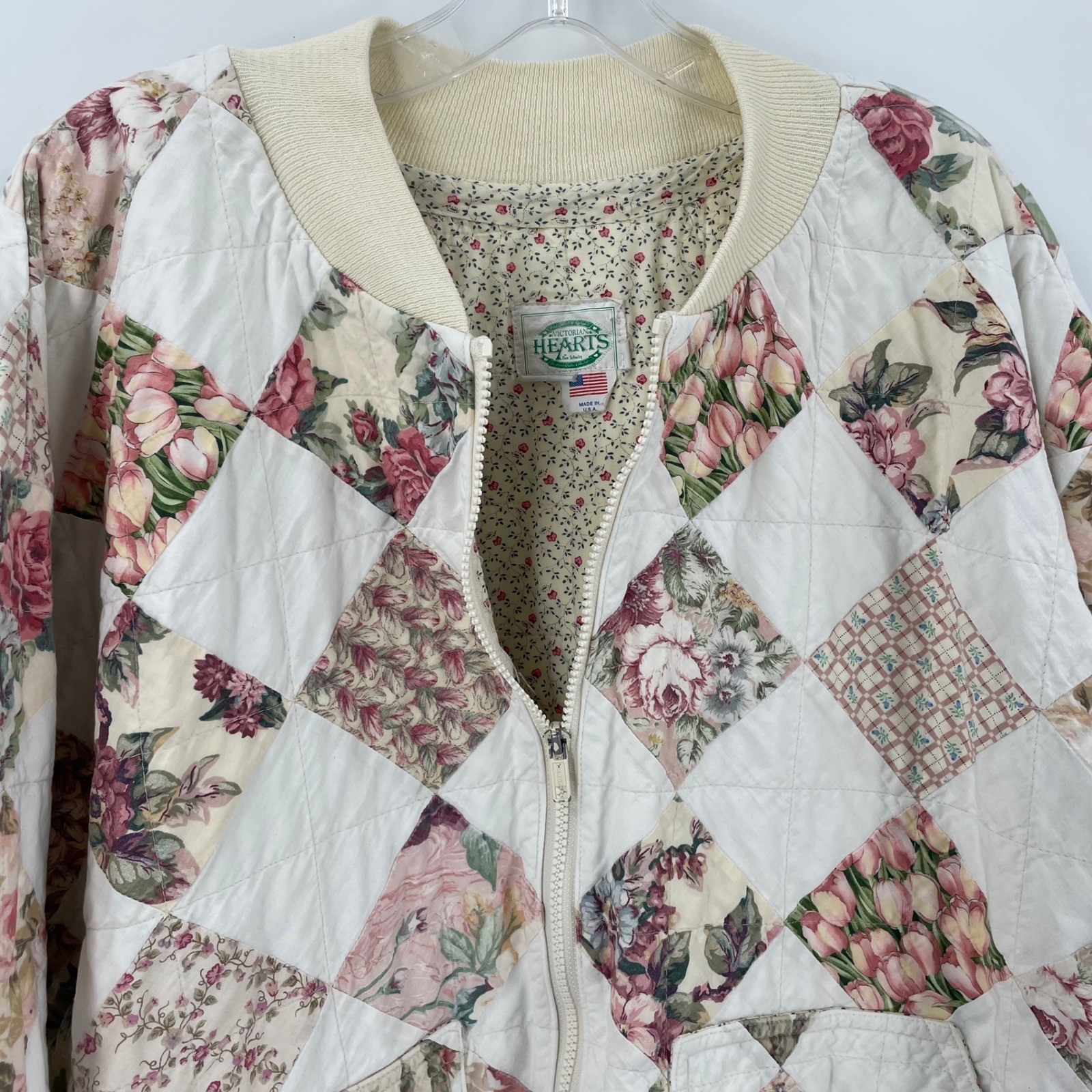 Vintage Victorian Hearts Bev Schultz Quilted Patchwork Floral Bomber Jacket S