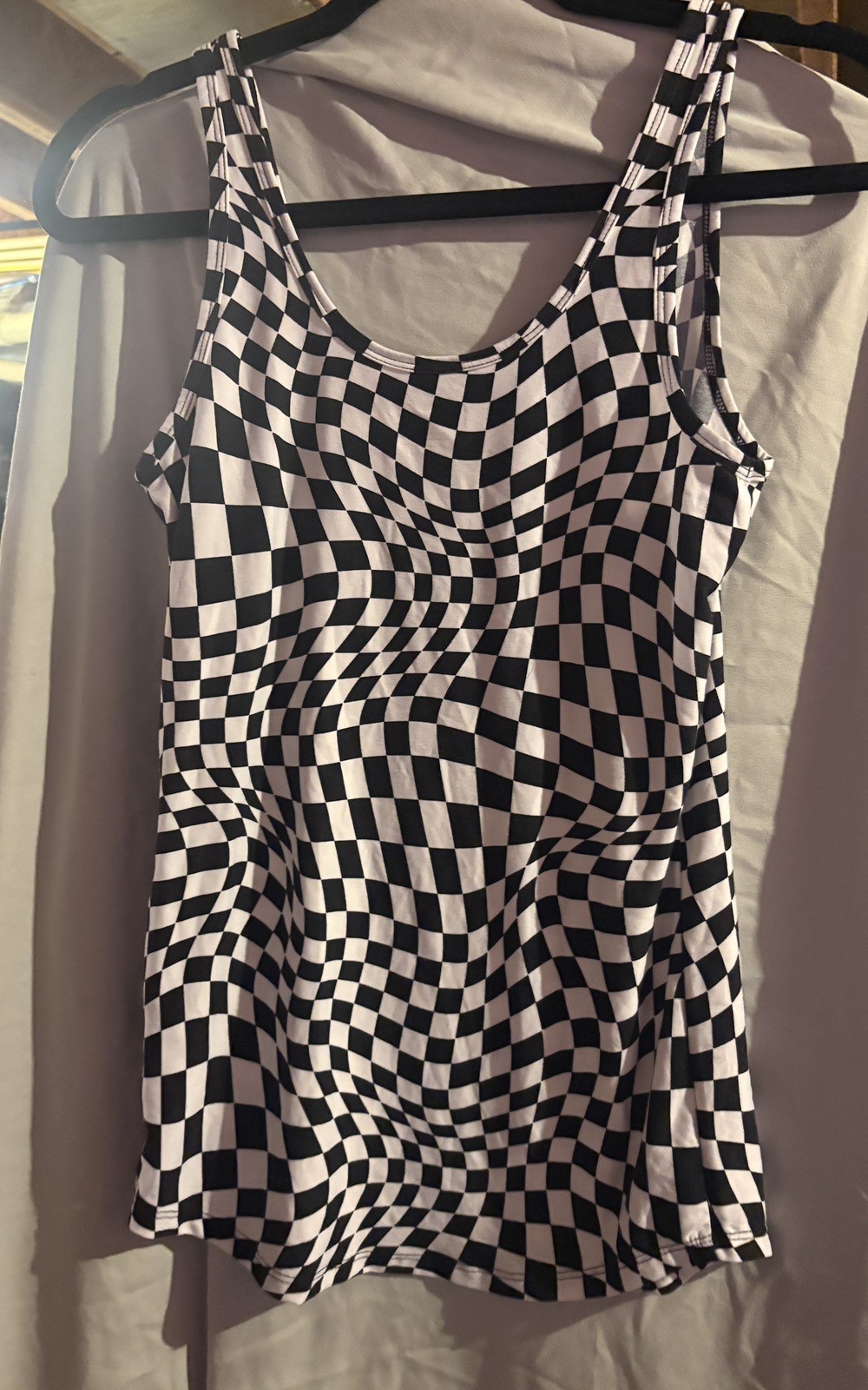 New No Boundaries Tank Junior Size M Black and White Geometric