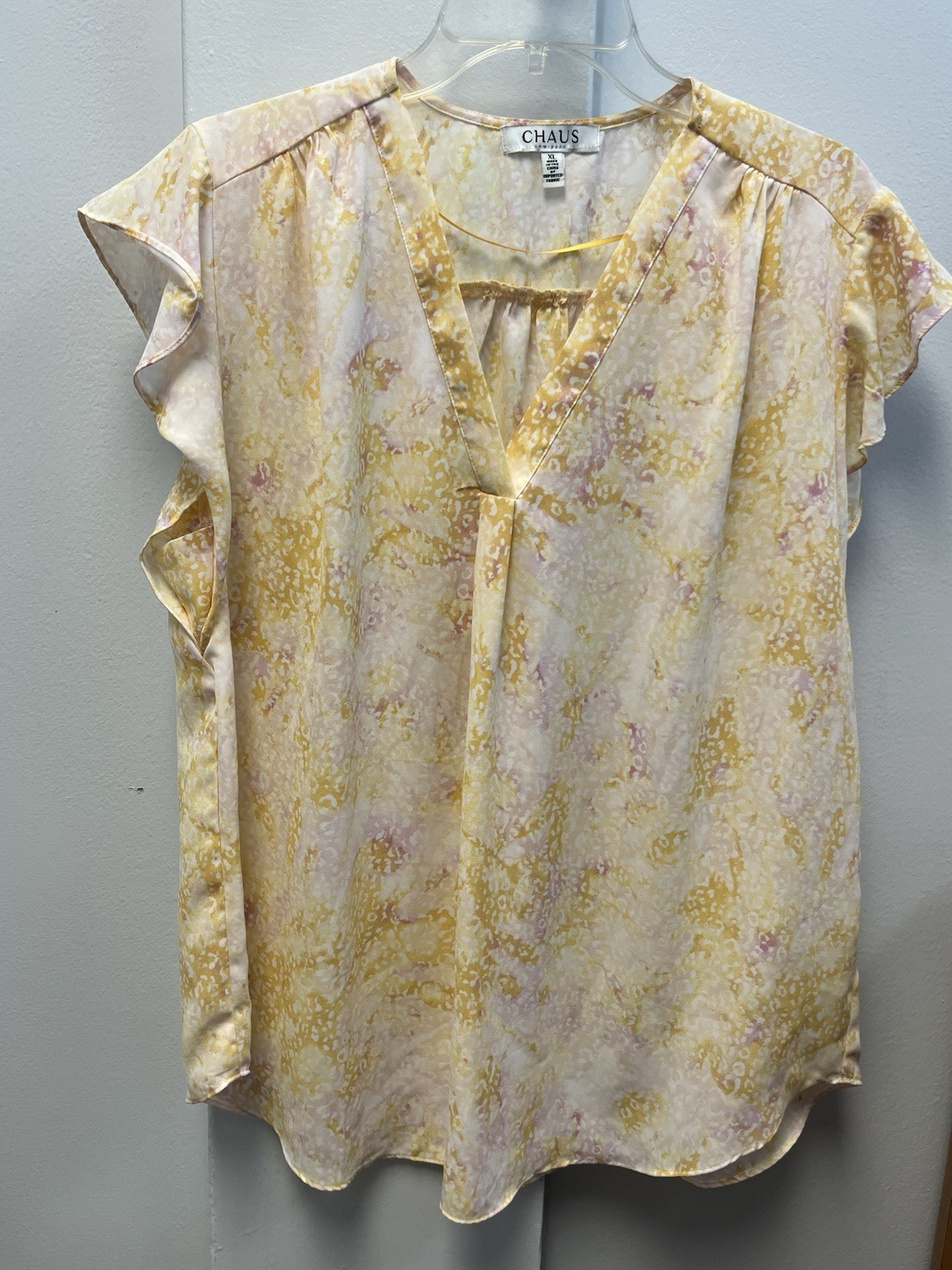 CHAUS Blouse Soft Yellow XL NWOT Ruffle Cap Sleeve Light Weight Beautiful