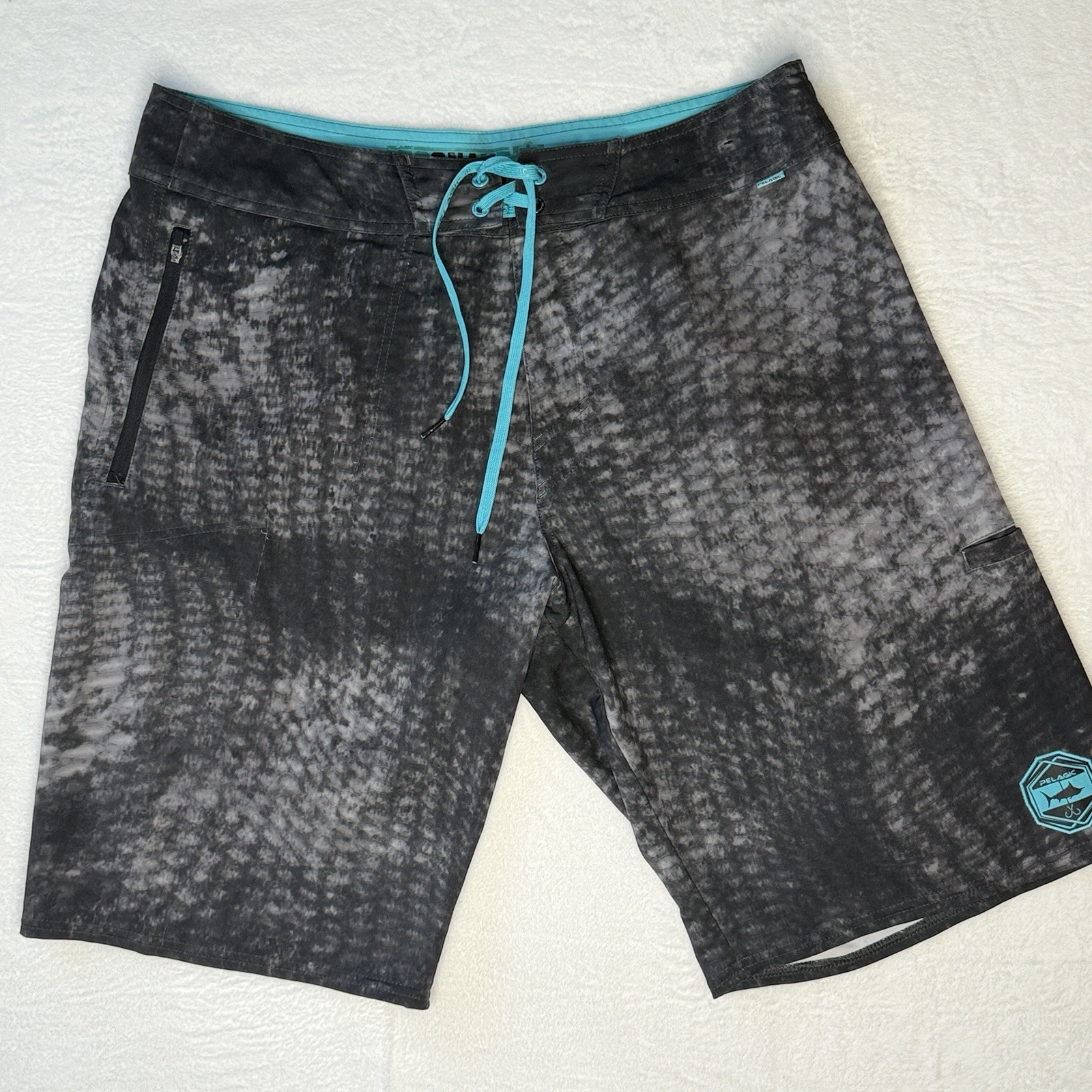 Pelagic Argonaut Board Shorts Mens 36 Fish Scale Camo Fishing Surf Beach