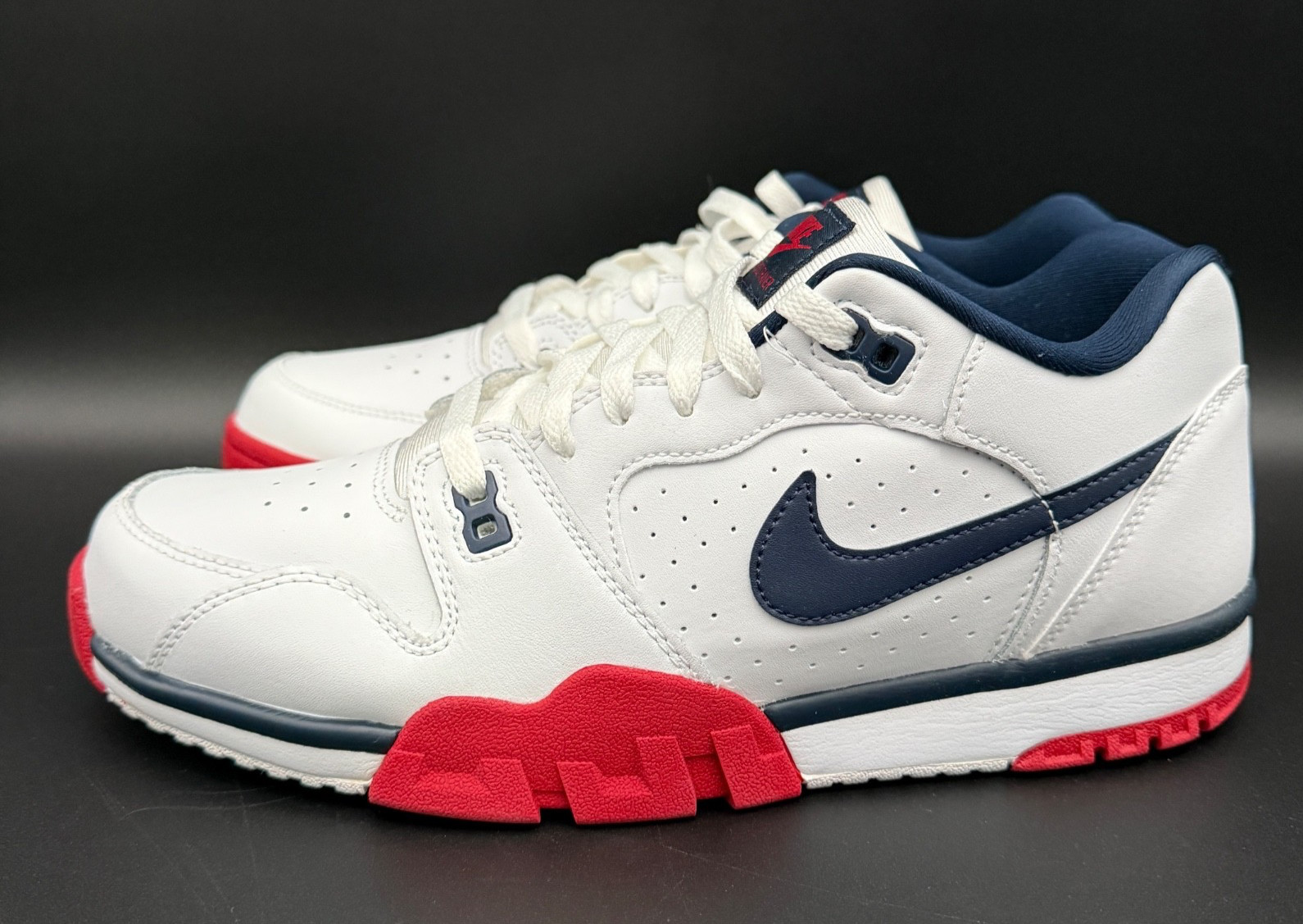 Nike Cross Trainer Low White Gym Red Blue Retro Sneakers CQ9182-101 Mens Size