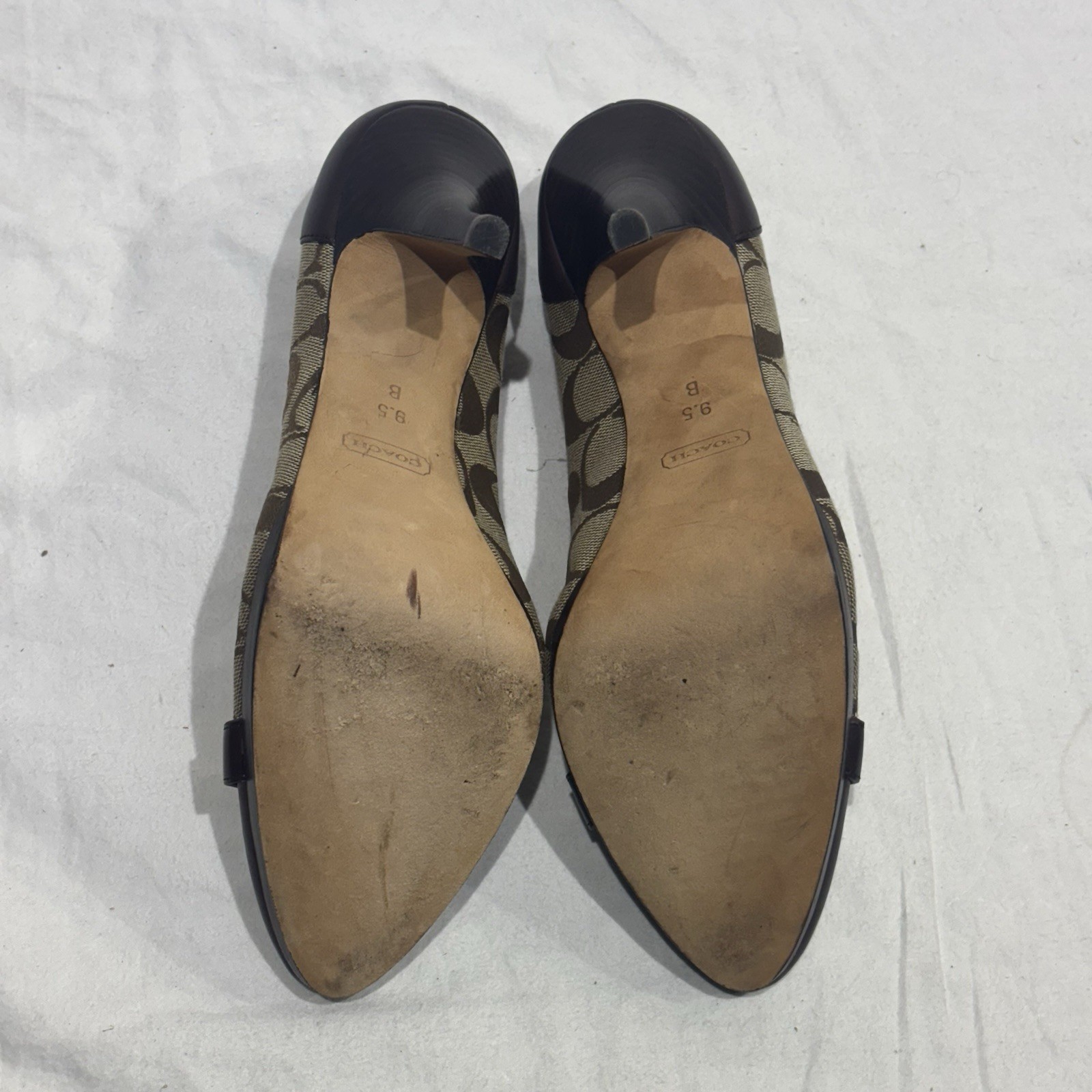 Coach Signature Canvas & Leather Heels Pumps Brown Tan Size 9.5B Stiletto