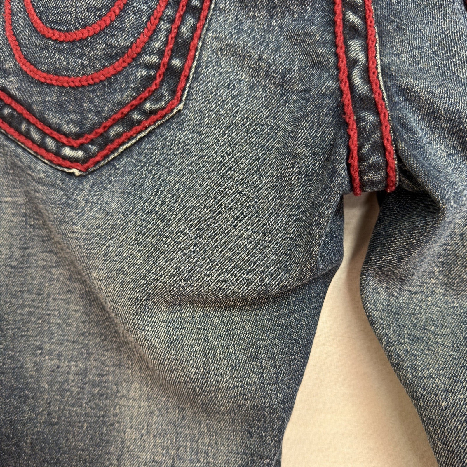 True Religion Men’s Ricky Relaxed Straight Jeans Red Rope Stiching