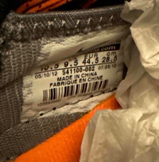 Nike LeBron 10 X Lava Charcoal Grey Orange Black Size 10.5 Sneakers 541100-002