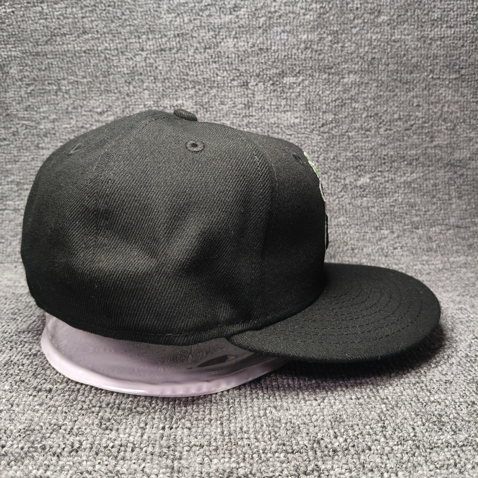 New Era Minor League 59FIFTY Fitted Black Size 7 Mascot Cap