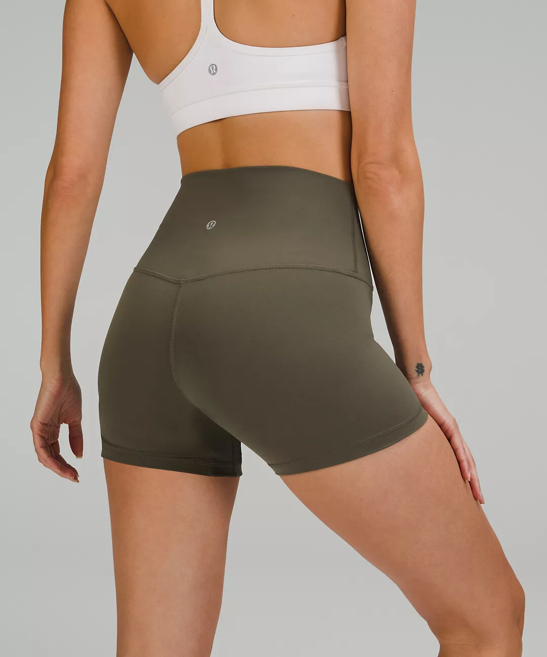 LULULEMON ALIGN HIGHRISE SHORTS 4″ ARMY GREEN MULTIPLE SIZES NEW