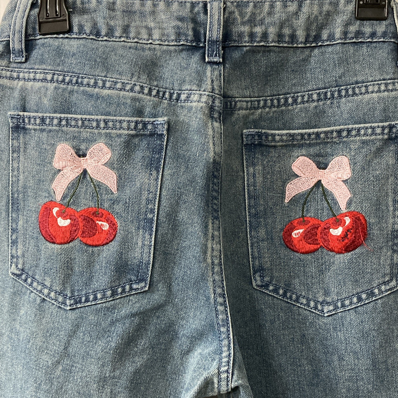JFORJUSTIFY Girls Wide-Leg Jeans Blue Denim Medium Wash 5 Embroidered Cherries