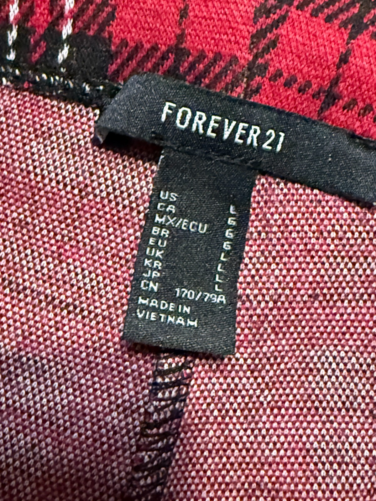 Forever 21 Pants Women’s Size Large Red Black White Plaid Straight