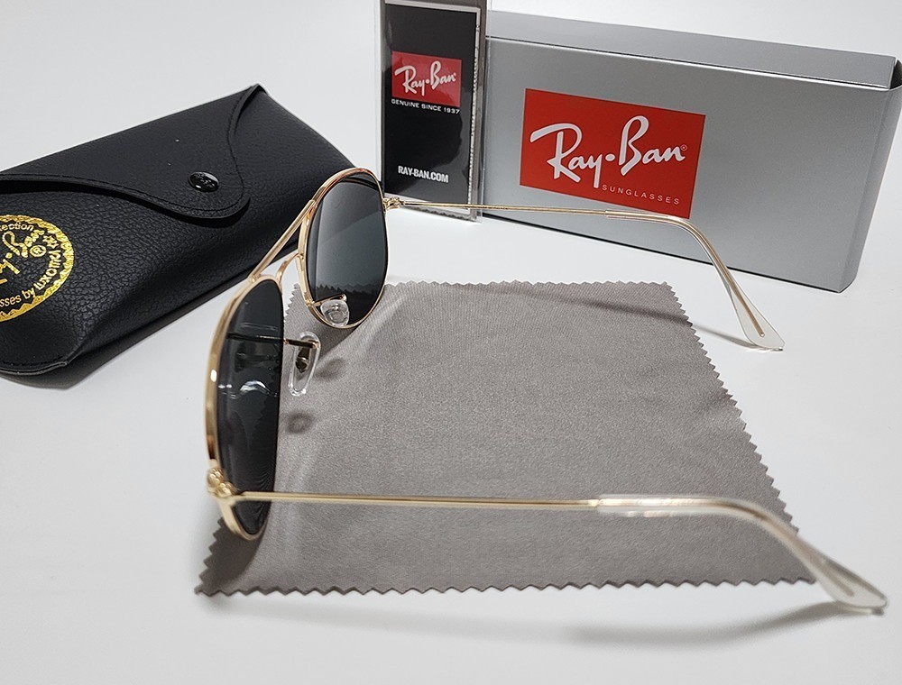 Ray-Ban RB3025 Aviator Sunglasses Gold Frame Gray Glass Lens 58mm UV400