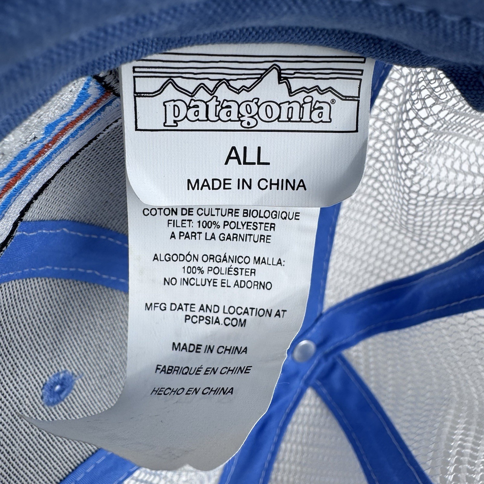Patagonia P-6 Logo LoPro Trucker Hat Snapback 2 Tone Blue White Mesh