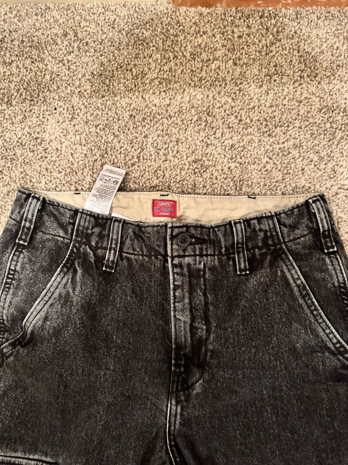 Levi’s 568 Loose Cargo Black Washed Jeans Pants Men’s Size 32X32 90’s Style NEW