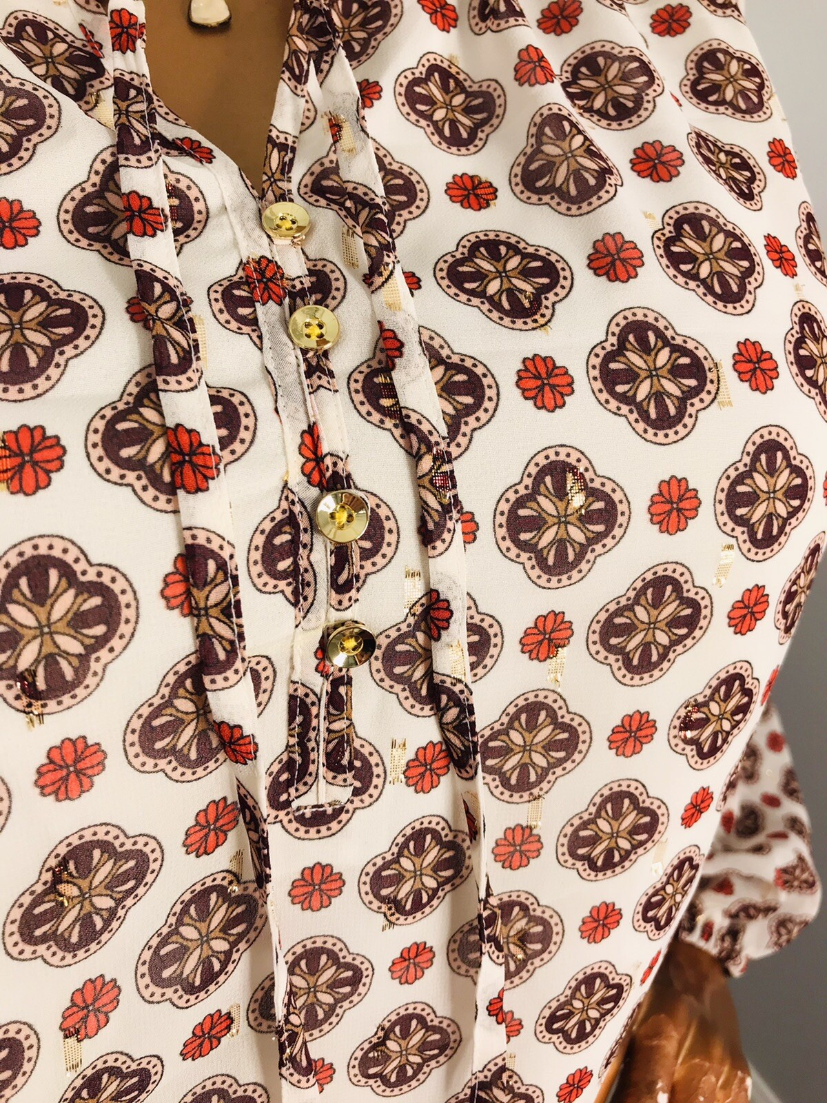Talbots XL P Damask Print Shiny Low Cut Blouse 1/2 Button Up Lite Soft Easy Wear