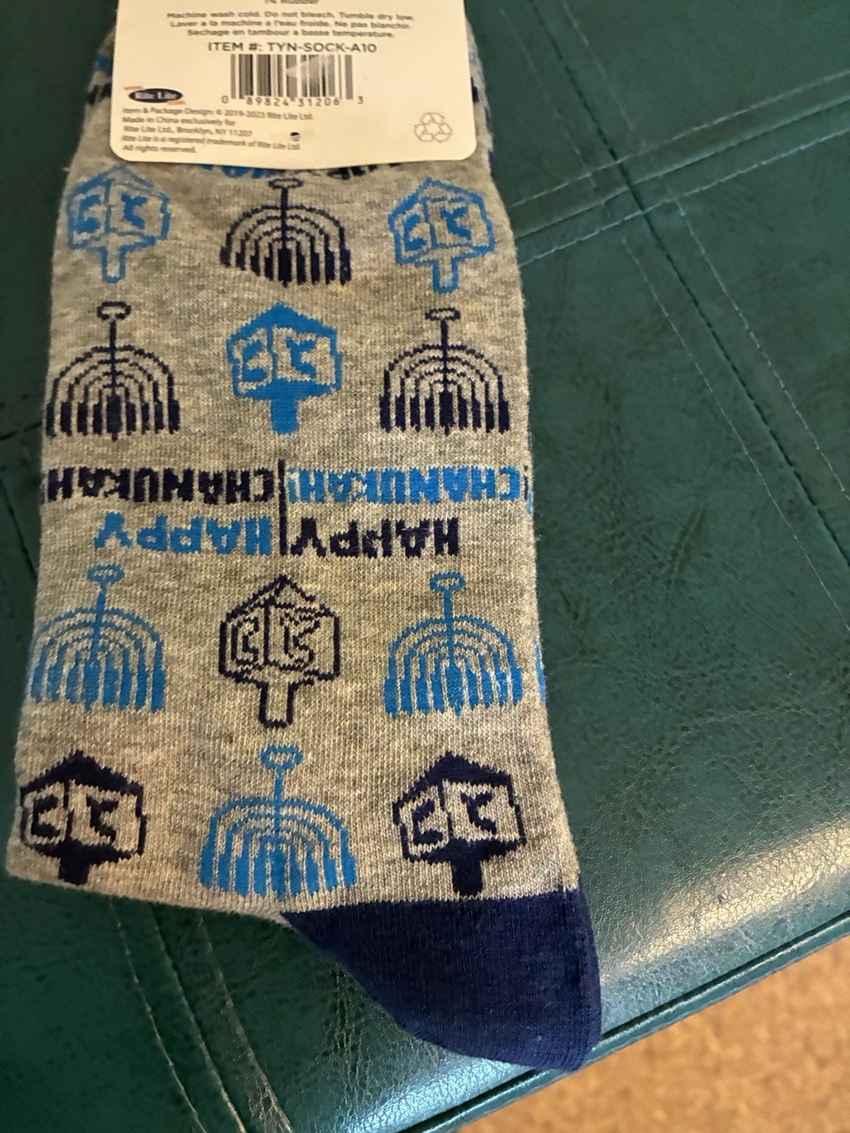 Rite Lite Men’s Chanukah Holiday Novelty Crew Socks 8-12 Gray/Blue/Navy 1 Pair