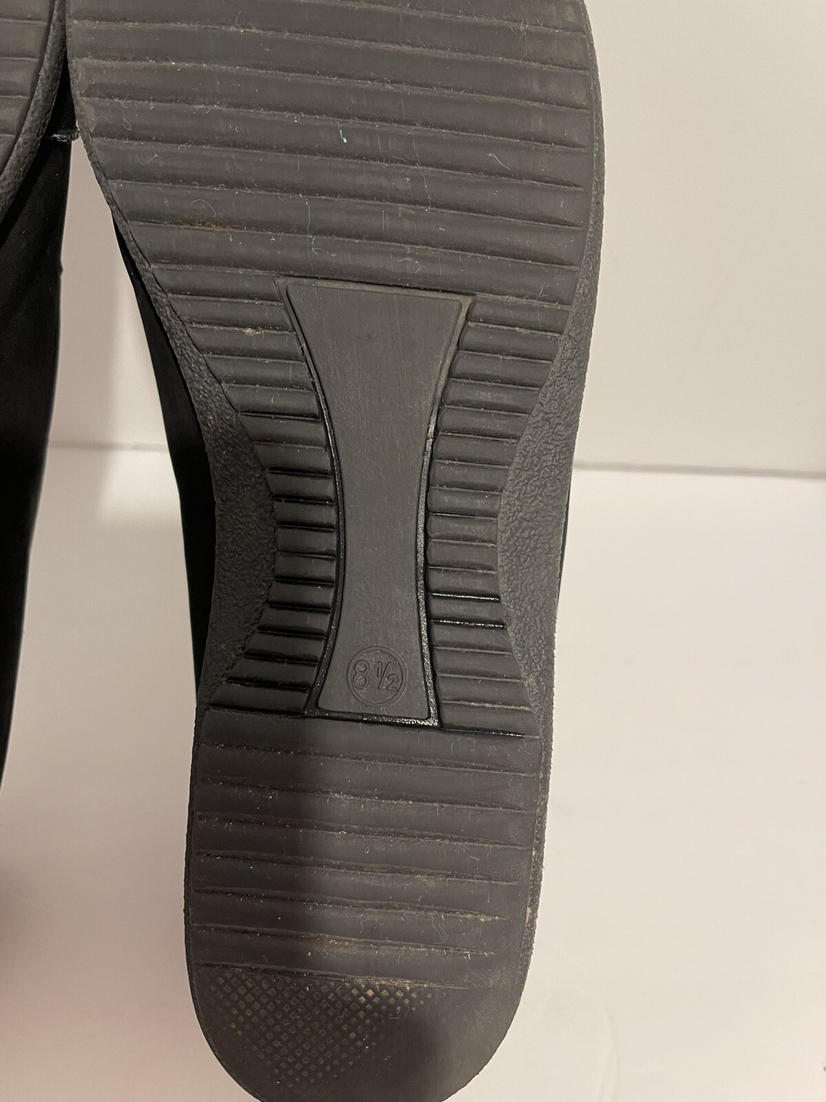 Fits by Theresia Bianca Black suede Shoe Mary Jane style women’s size 8.5