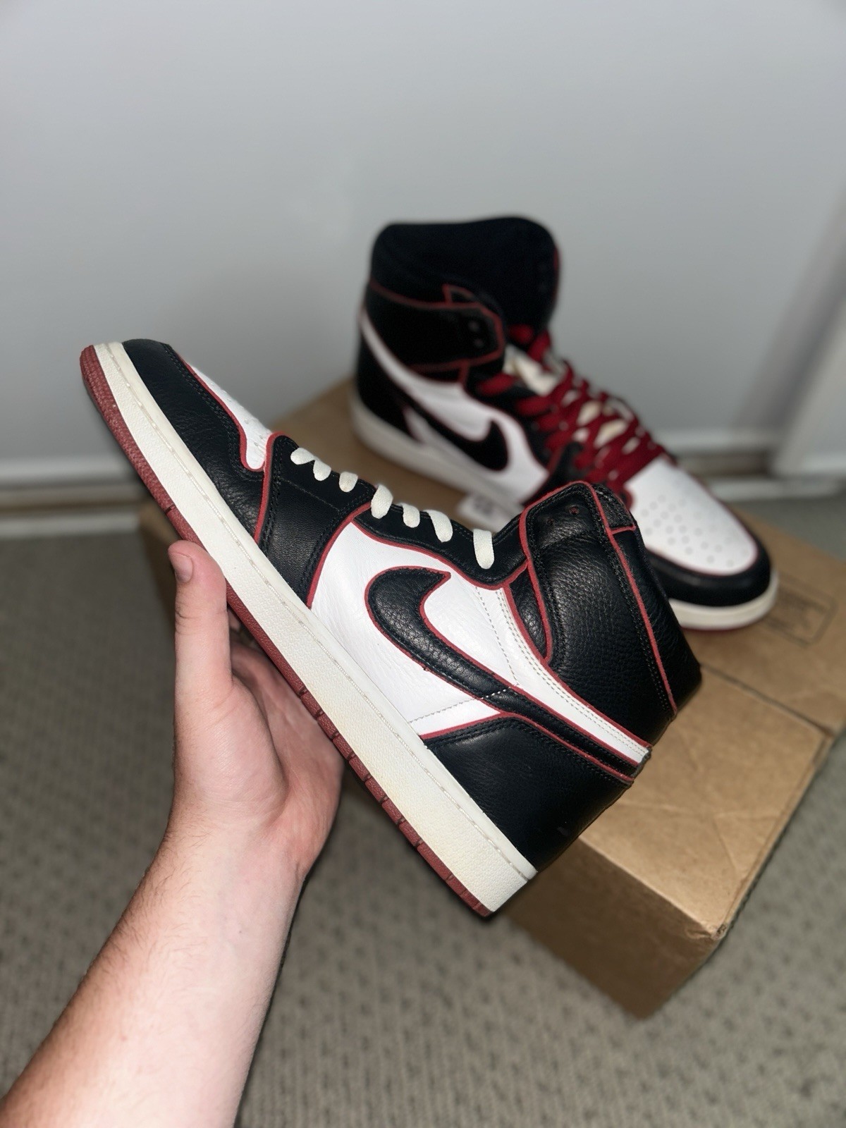 Jordan 1 high (Bloodline)