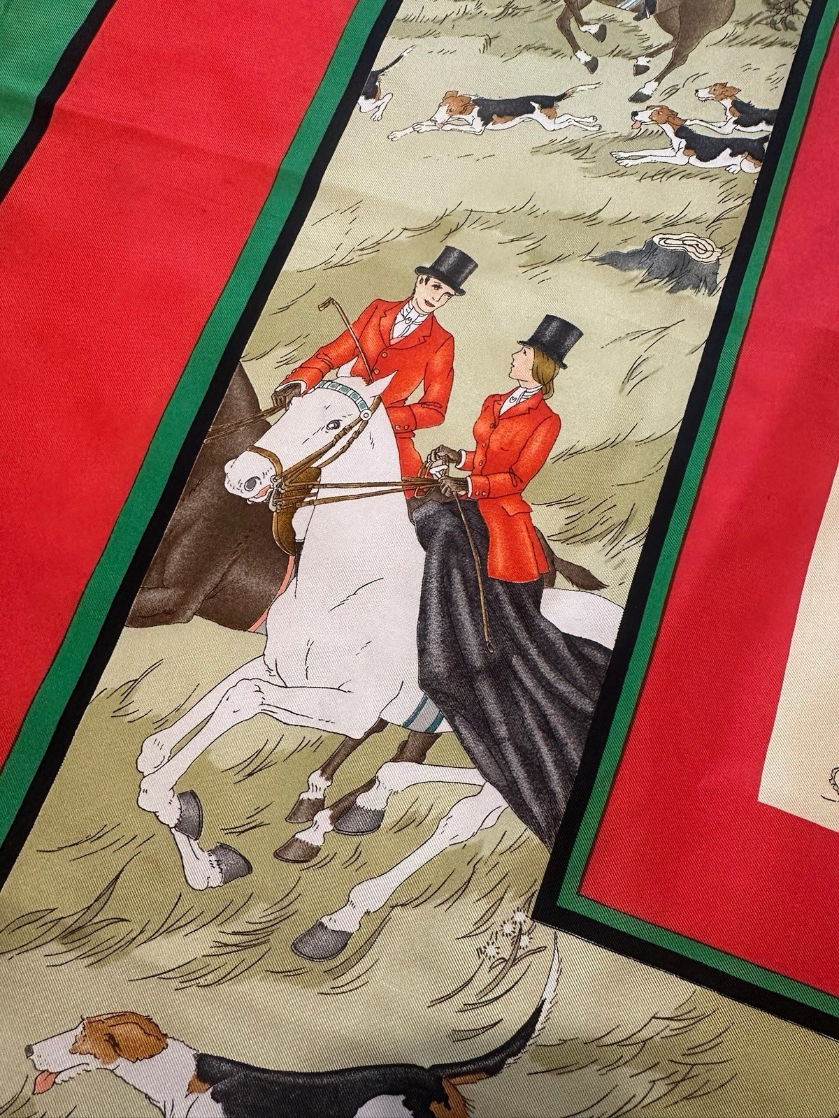Gucci Silk Twill Square Scarf Red Green Equestrian Hunting Print Logo