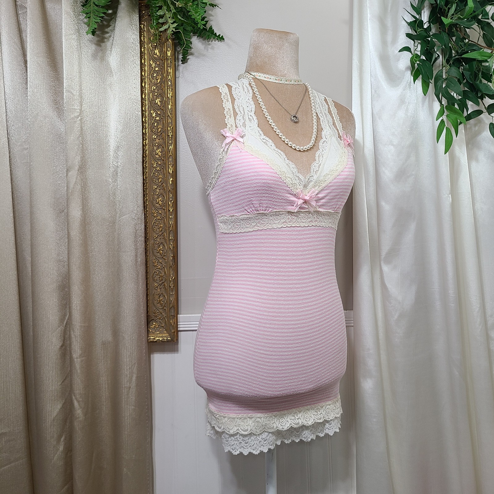 ♡ Y2K ♡ Rare Hollister Baby Pink Striped Lace Babydoll Cami Summer Tank Top