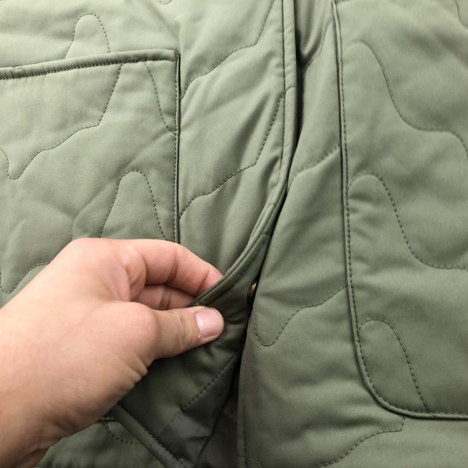 BASS Outdoor Jacket Women Large Green Olive Quilted Snap Front Insulated Pockets