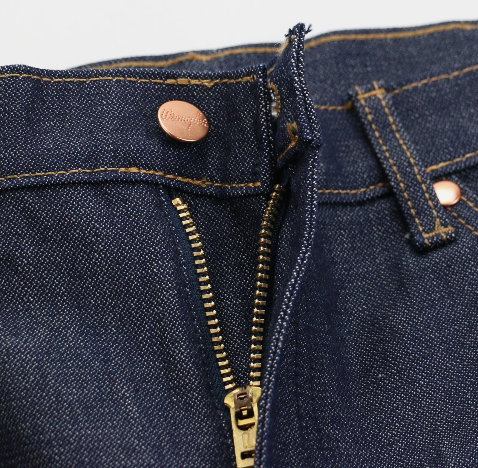Wrangler 13MWZ Men’s Jeans 100% Cotton Selvedge Denim Broken Twill Dark Indigo