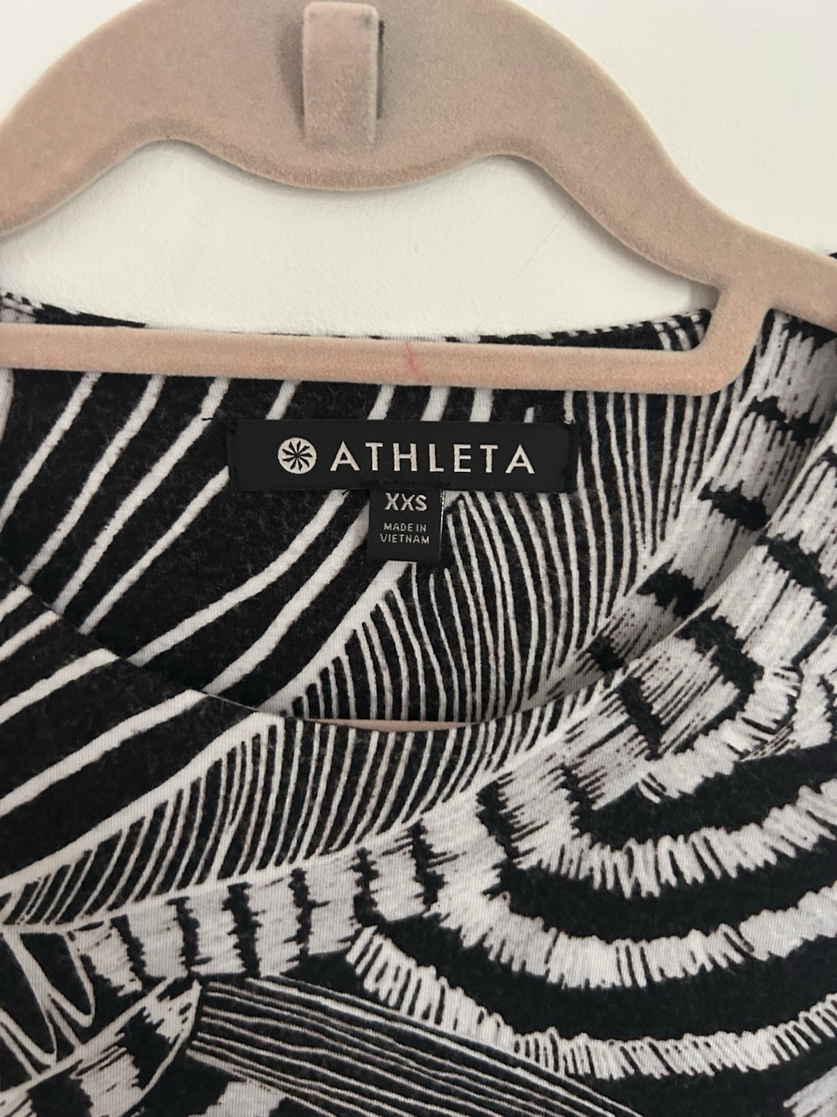 Athleta Black White Geometric Shift Dress XXS Sleeveless Crew Neck Short