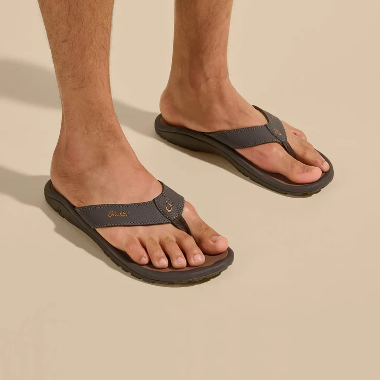 OLUKAI Men’s ‘Ohana Summer Beack Deck Sandals Boat Flip Flops DARK JAVA/RAY