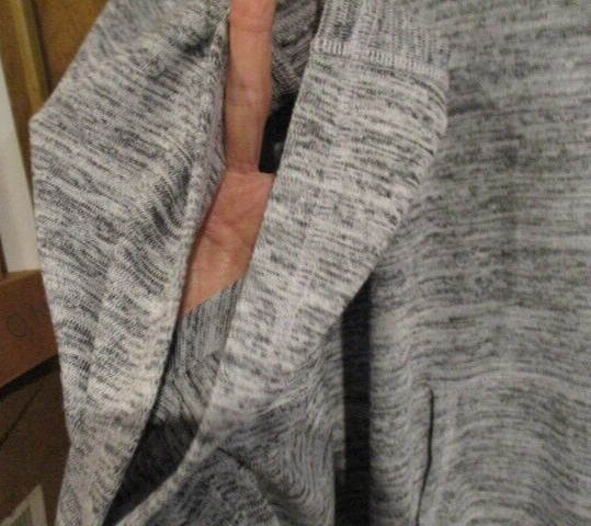 XERSION Pepper Gray Hoodie Cover Up w/Kangaroo Pouch Size MT Polyester/Spandex