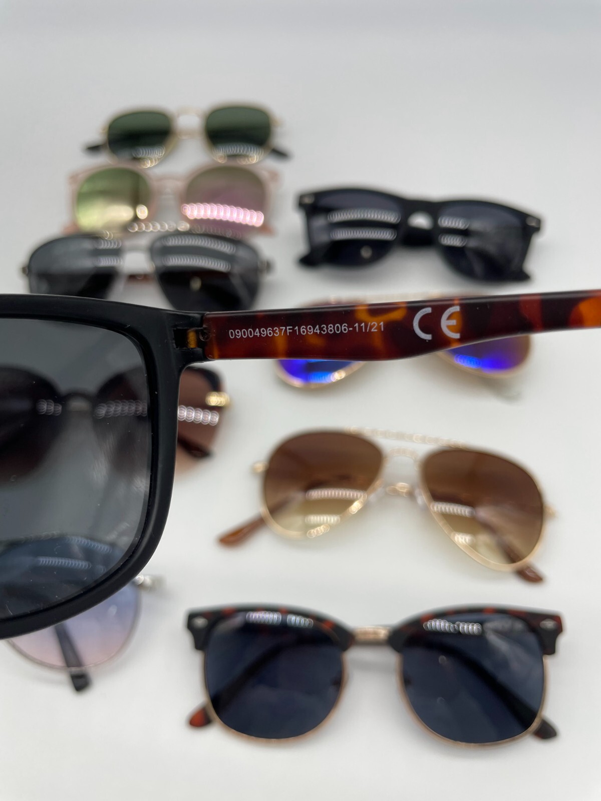 Lot of 10 pcs – Assorted Styles, Models & Colors Sunglasses
