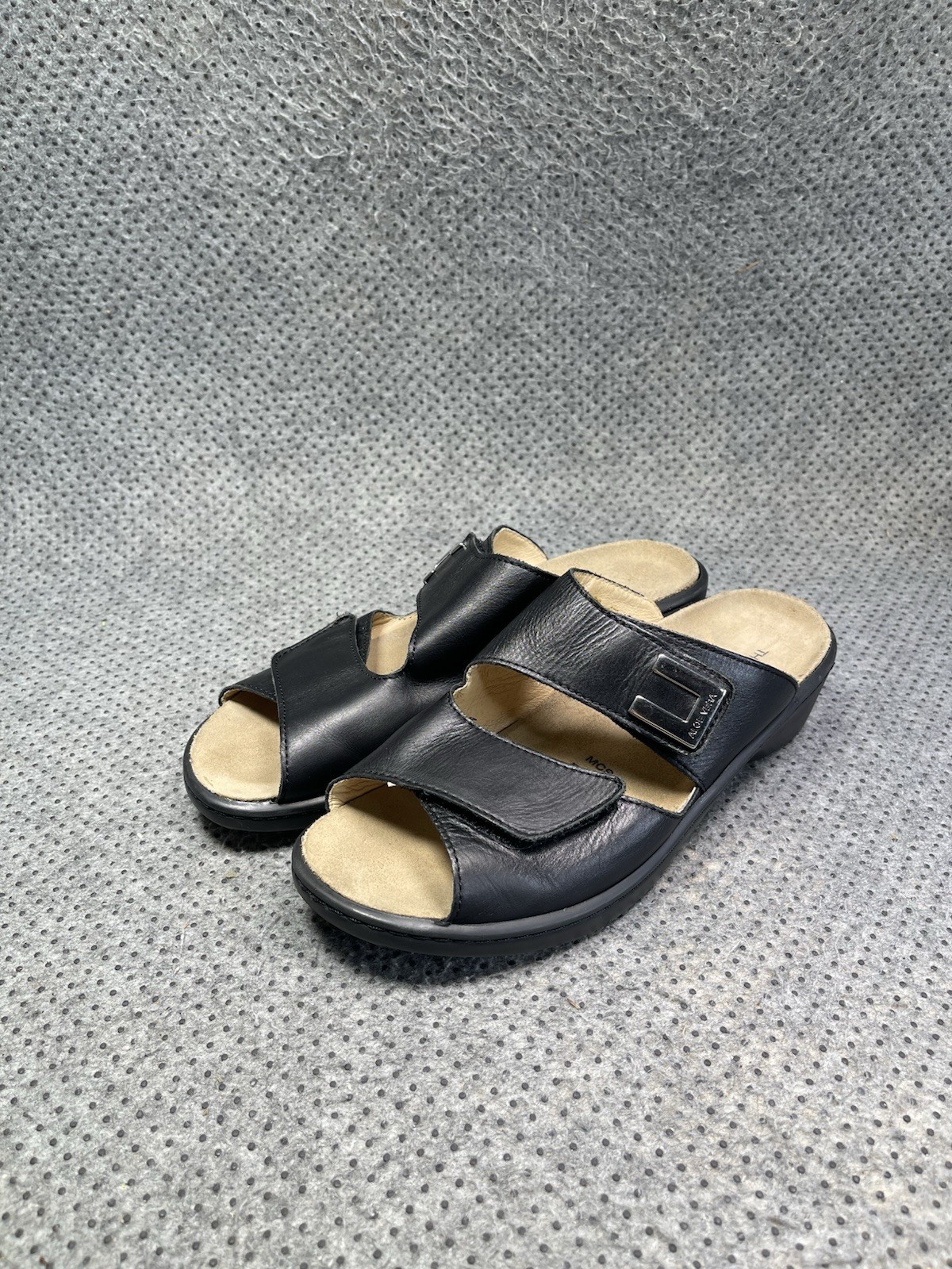 Theresia M Aloe Vera Black Leather Sandals Size 5.5 Women’s