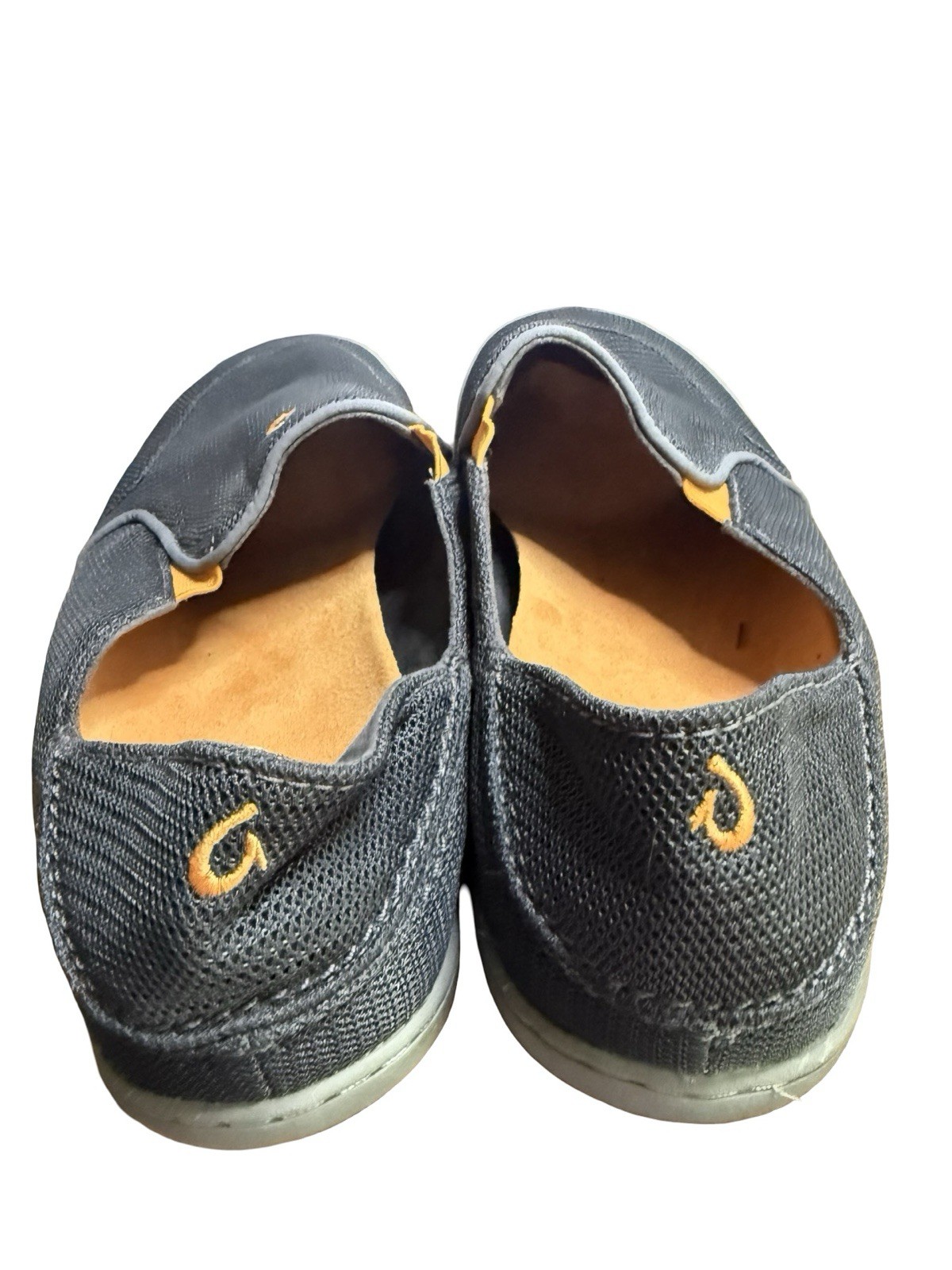 OluKai Nohea Moku Mens Charcoal Grey Orange Mesh Slip On Shoes size 9.5
