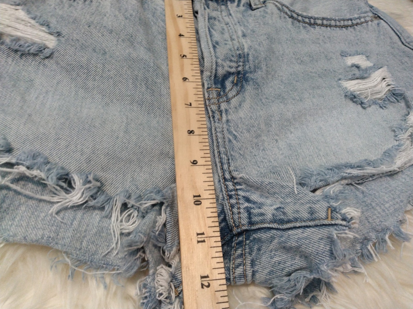 Pistola Light Wash Distressed Denim Cut Off Shorts High Rise Pockets Women’s 29