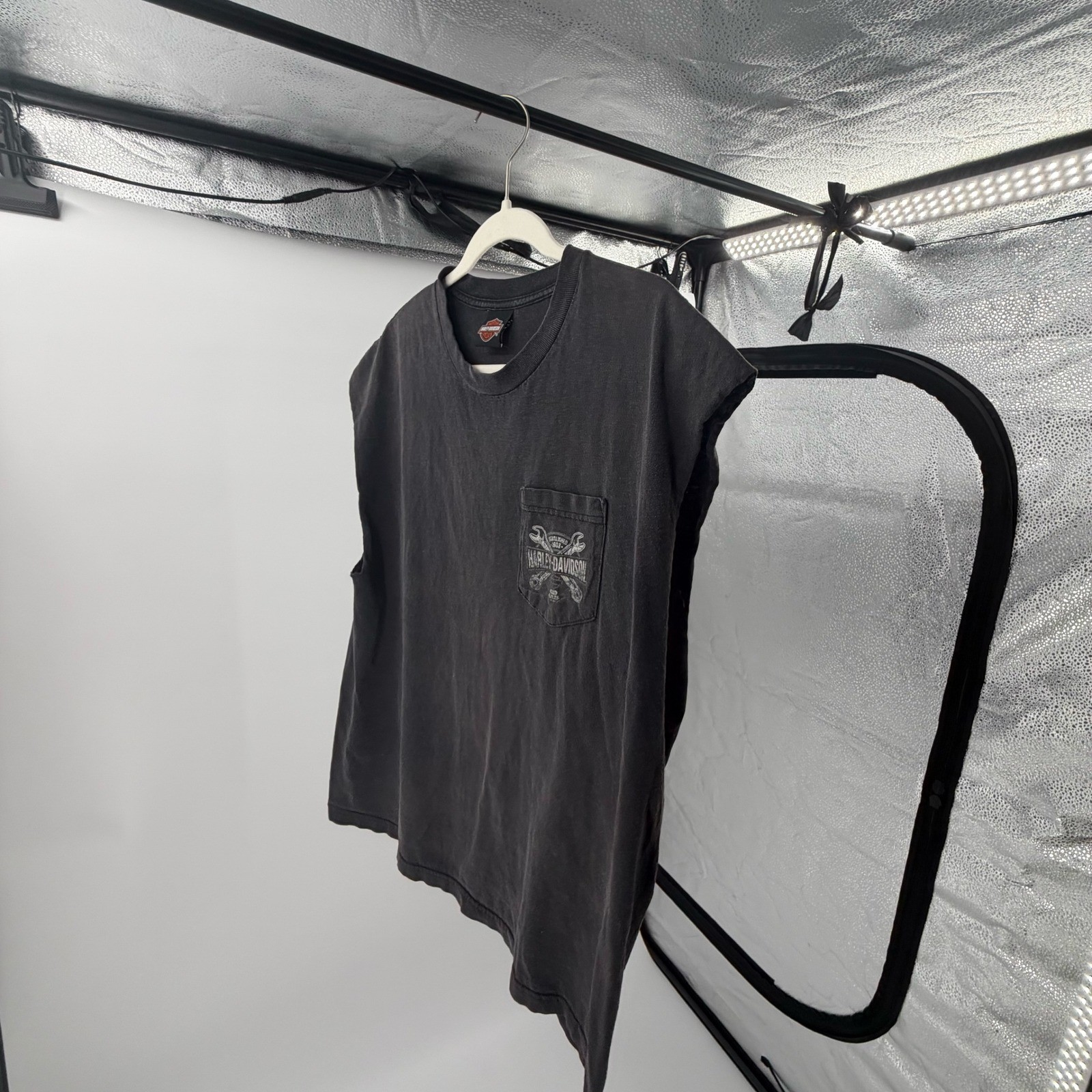 Harley-Davidson Black Wolf Bristol VA TN Sleeveless Pocket T-Shirt Mens XL Black